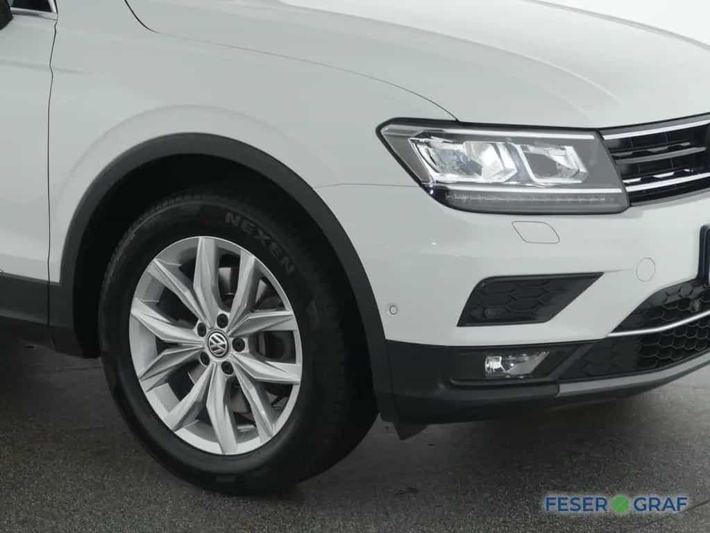 Volkswagen Tiguan 2.0TSI Highline 4x4 DSG Standheizung Navi 04/2018-photo-12
