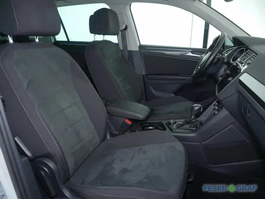 Volkswagen Tiguan 2.0TSI Highline 4x4 DSG Standheizung Navi 04/2018-photo-7
