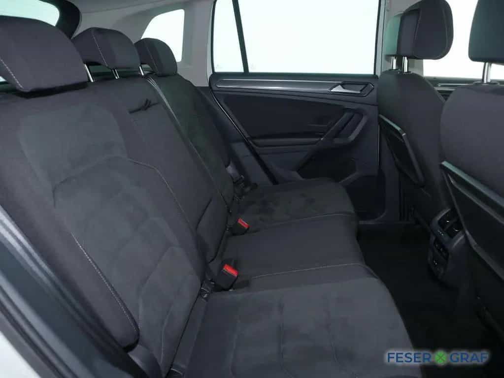 Volkswagen Tiguan 2.0TSI Highline 4x4 DSG Standheizung Navi 04/2018-photo-8