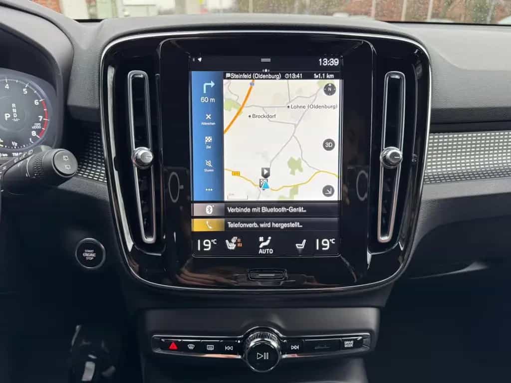 Volvo XC40 R Design 2WD/Kamera/AHK/LED/Digital/Memory 02/2021-photo-12