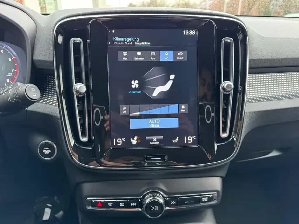 Volvo XC40 R Design 2WD/Kamera/AHK/LED/Digital/Memory 02/2021-photo-14