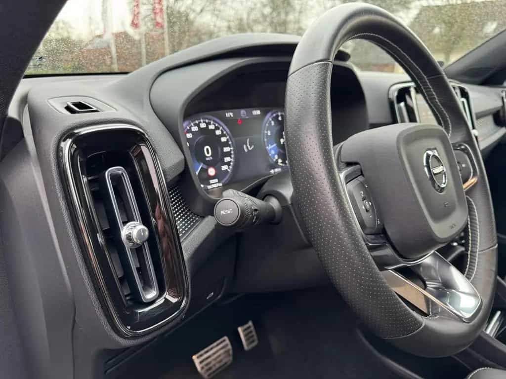 Volvo XC40 R Design 2WD/Kamera/AHK/LED/Digital/Memory 02/2021-photo-17