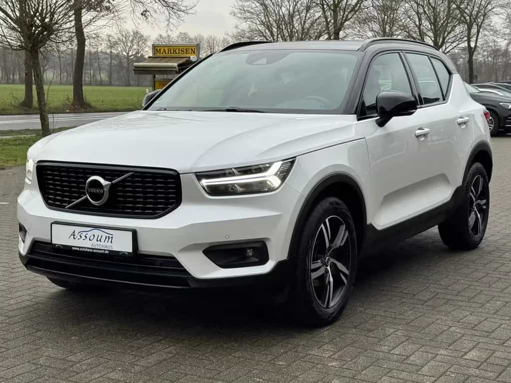 Volvo XC40 R Design 2WD/Kamera/AHK/LED/Digital/Memory 02/2021-photo-2