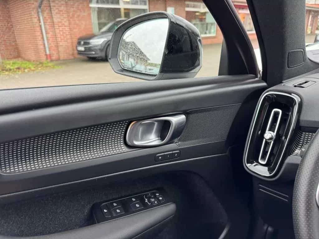Volvo XC40 R Design 2WD/Kamera/AHK/LED/Digital/Memory 02/2021-photo-20