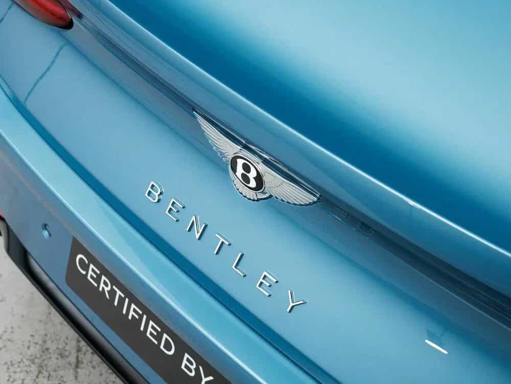 Bentley Continental GT Azure V8 Hybrid 12/2025-photo-12