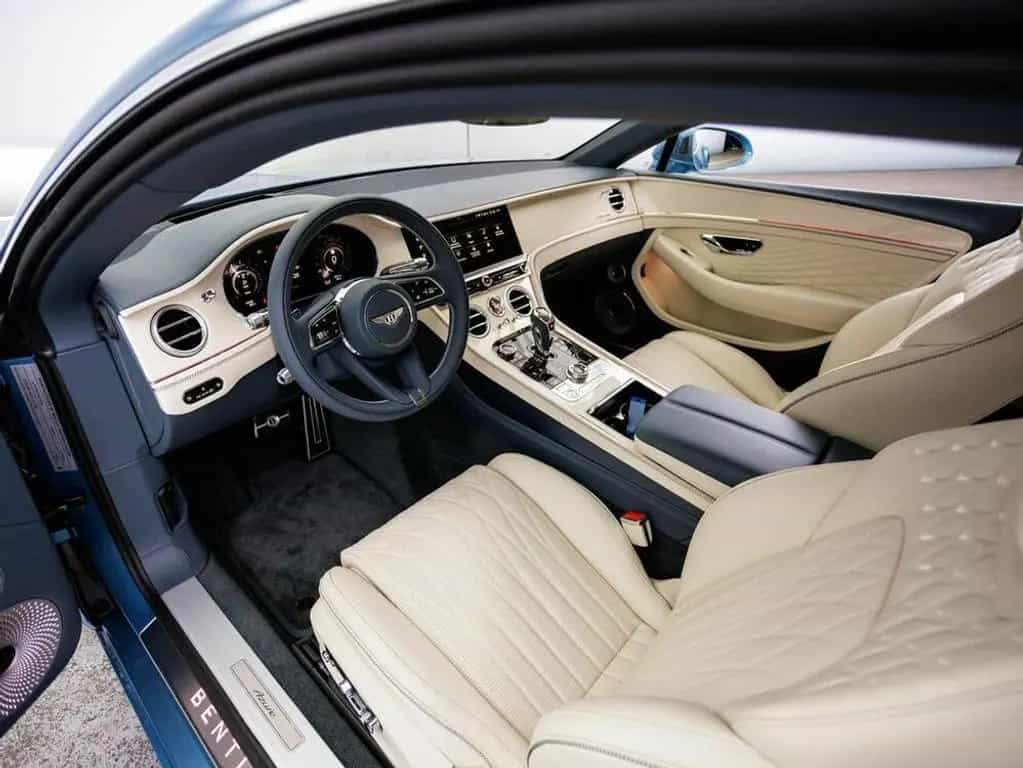 Bentley Continental GT Azure V8 Hybrid 12/2025-photo-15