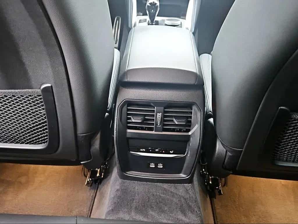 BMW M440 xDrive Gran Coupé M Sport AHK Kamera HiFi 03/2023-photo-17