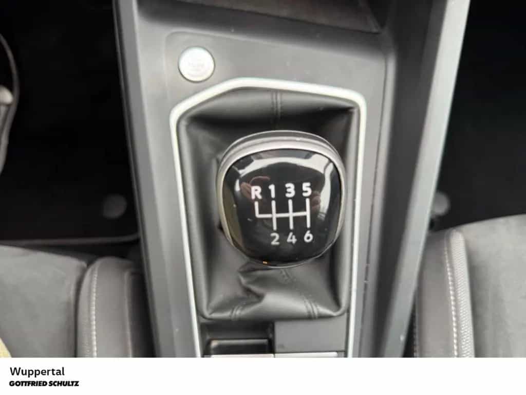 Volkswagen Golf Var 1.5 TSI Style NAVI ACC LED SHZ PDC LM 07/2021-photo-16