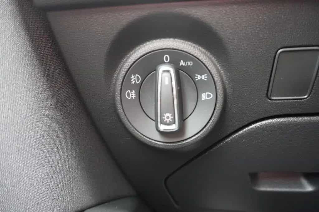 Seat Leon ST 1.5 TSI DSG Xcellence LED Navi Teilleder 07/2020-photo-14