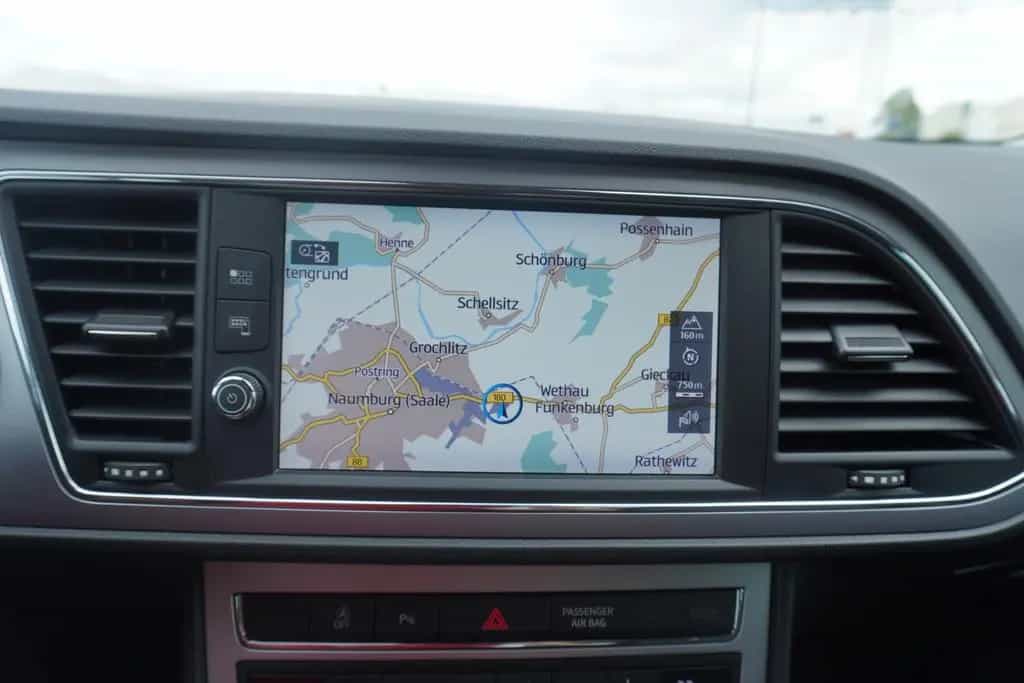 Seat Leon ST 1.5 TSI DSG Xcellence LED Navi Teilleder 07/2020-photo-16