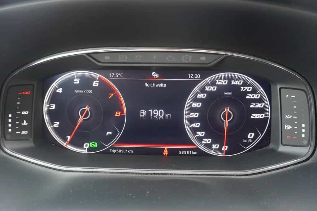 Seat Leon ST 1.5 TSI DSG Xcellence LED Navi Teilleder 07/2020-photo-21