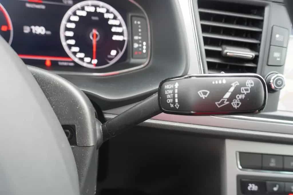 Seat Leon ST 1.5 TSI DSG Xcellence LED Navi Teilleder 07/2020-photo-23