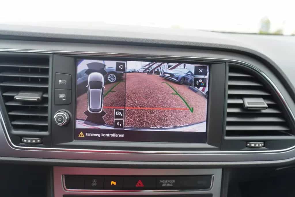 Seat Leon ST 1.5 TSI DSG Xcellence LED Navi Teilleder 07/2020-photo-24