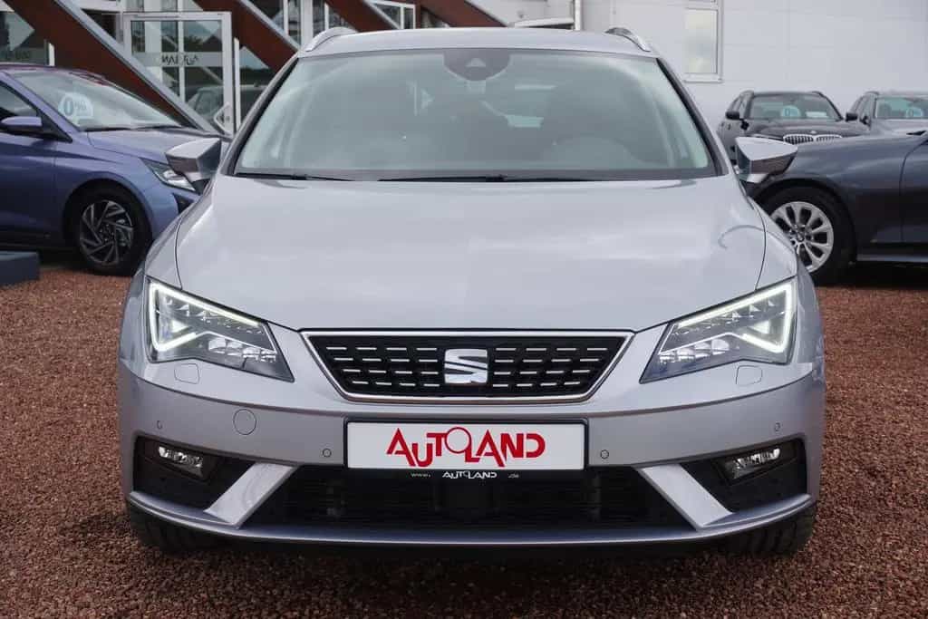 Seat Leon ST 1.5 TSI DSG Xcellence LED Navi Teilleder 07/2020-photo-5