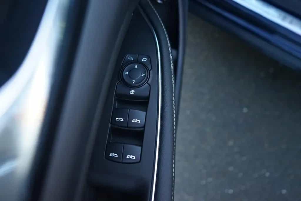 Opel Insignia ST 2.0 DI 4x4 LED Navi ACC Head-Up DAB 04/2018-photo-23