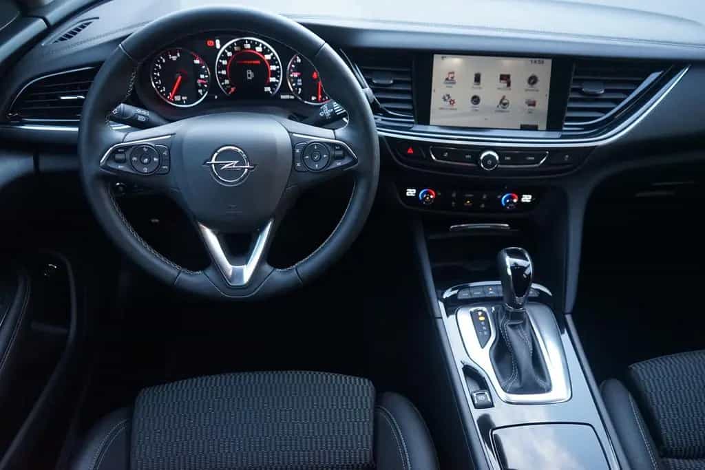 Opel Insignia ST 2.0 DI 4x4 LED Navi ACC Head-Up DAB 04/2018-photo-9
