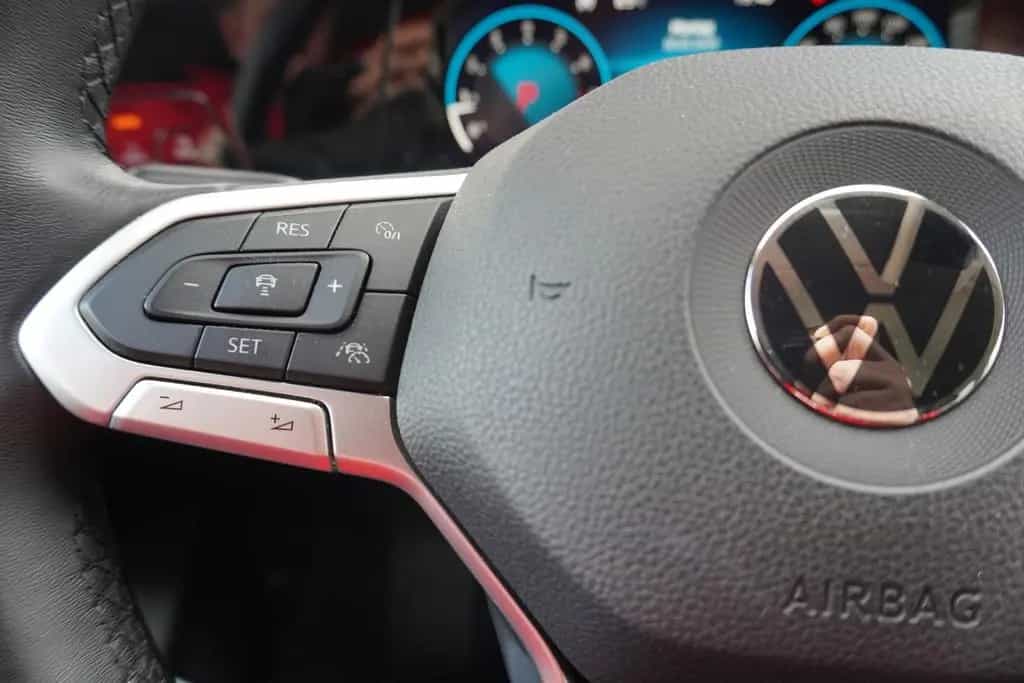Volkswagen Golf VIII Style 1.5 eTSI DSG LED Navi ACC Kamera 02/2021-photo-10