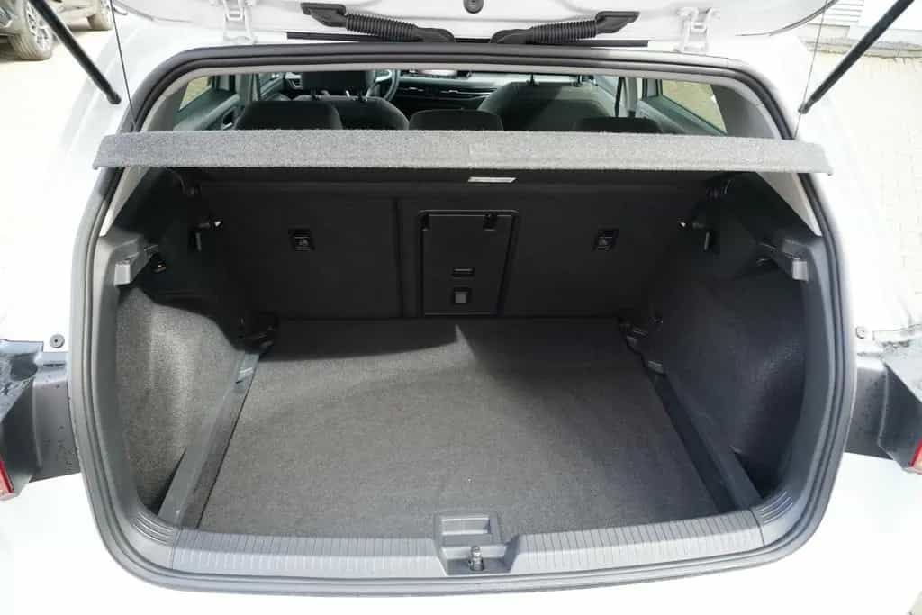 Volkswagen Golf VIII Style 1.5 eTSI DSG LED Navi ACC Kamera 02/2021-photo-36