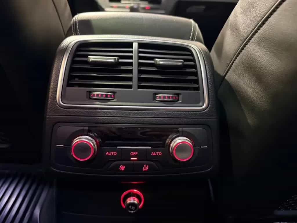 Audi A6 2.0TFSI Avant quattro AHK ACC LED PANO Navi 08/2018-photo-26