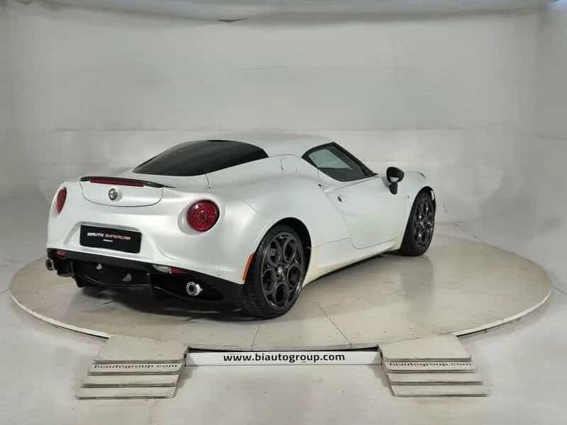 Alfa Romeo 4C Coupe 1750 tbi Competizione 240cv 05/2014-photo-2