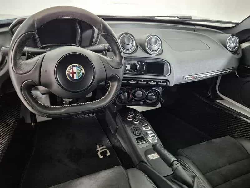 Alfa Romeo 4C Coupe 1750 tbi Competizione 240cv 05/2014-photo-6