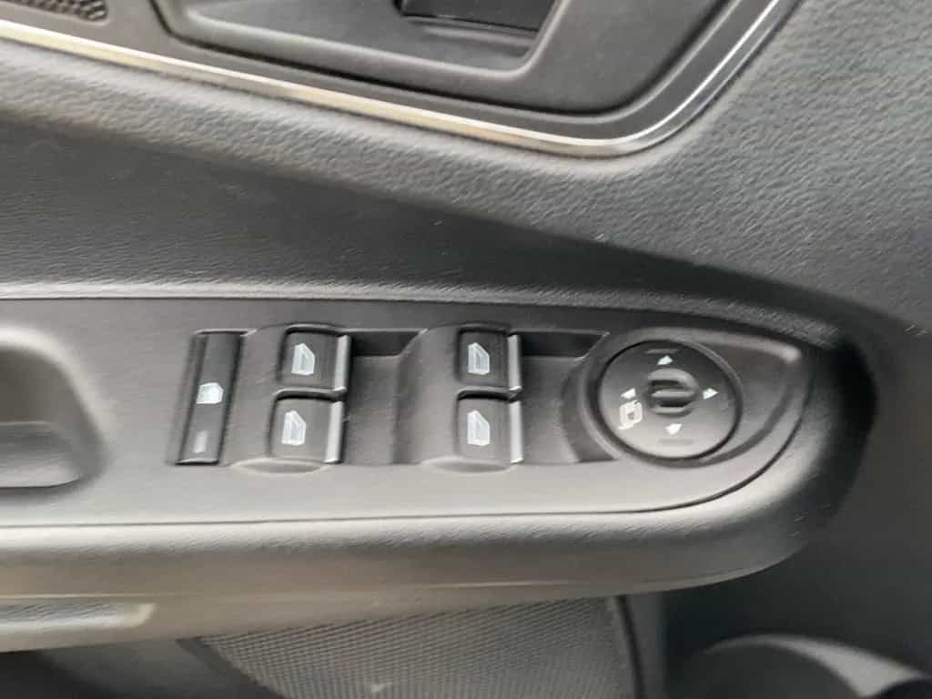 Ford B-Max 1.6 Duratec Sync Edition LED*SHZ*SYNC*AUT 07/2016-photo-11