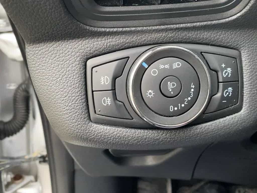 Ford B-Max 1.6 Duratec Sync Edition LED*SHZ*SYNC*AUT 07/2016-photo-12