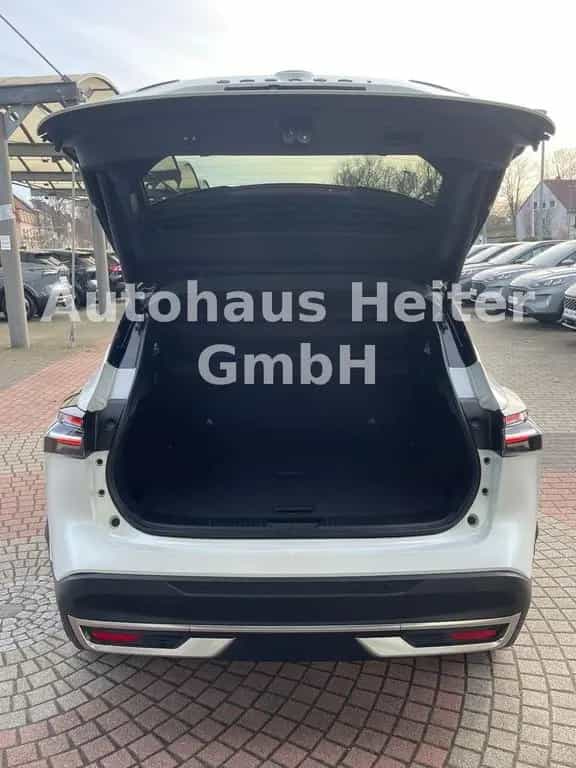 Nissan Qashqai 1.3 MHEV N-Connecta / 360°+HUD 06/2025-photo-11