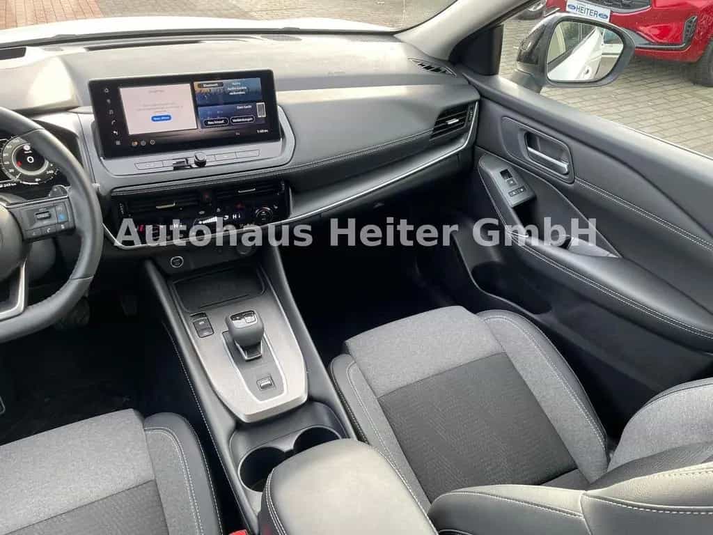 Nissan Qashqai 1.3 MHEV N-Connecta / 360°+HUD 06/2025-photo-15