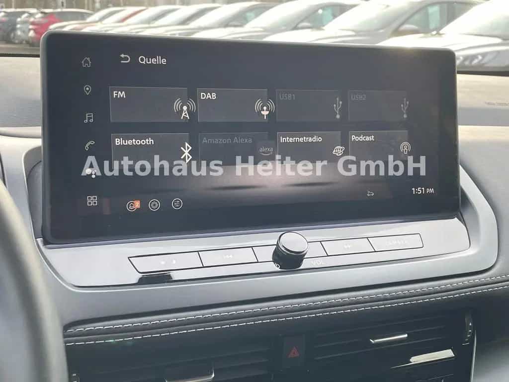 Nissan Qashqai 1.3 MHEV N-Connecta / 360°+HUD 06/2025-photo-23