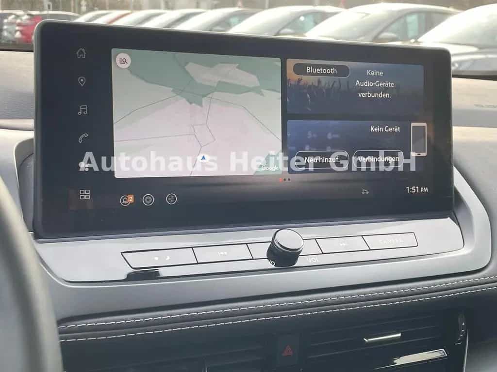 Nissan Qashqai 1.3 MHEV N-Connecta / 360°+HUD 06/2025-photo-24