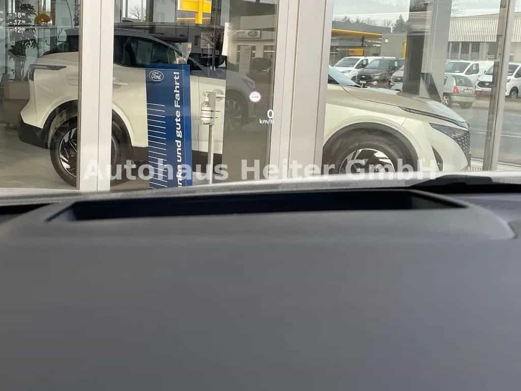 Nissan Qashqai 1.3 MHEV N-Connecta / 360°+HUD 06/2025-photo-30