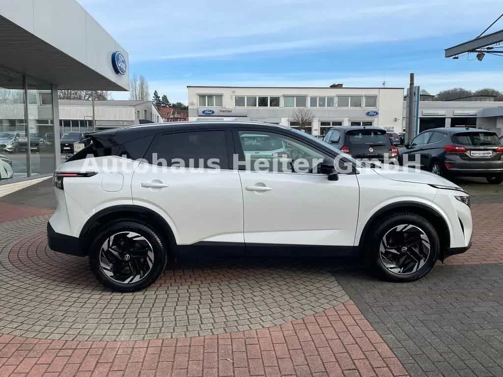 Nissan Qashqai 1.3 MHEV N-Connecta / 360°+HUD 06/2025-photo-6