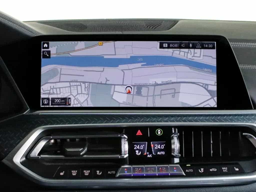 BMW X7 M50 i Aktivlenkung Pano StandHZG HUD Laser 07/2020-photo-16