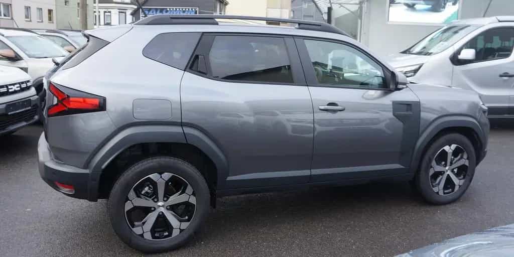 Dacia Duster III TCe150*AUTOM*Journey+ NAVI+4 CAM+Totw 02/2026-photo-8