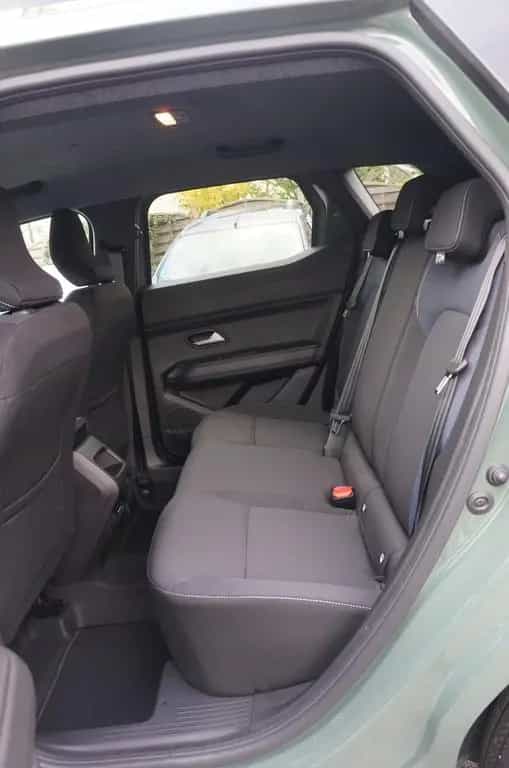 Dacia Duster III TCe150AUTOM*Journey+ NAVI+4 CAM+18Zol 01/2026-photo-23