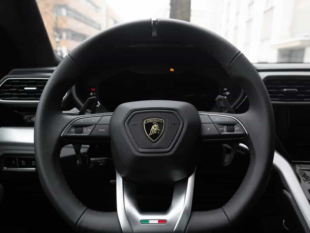 Lamborghini Urus 4.0 V8S*Pano*23Zoll*FondEnt*B&O*Head-up*360 10/2025-photo-18