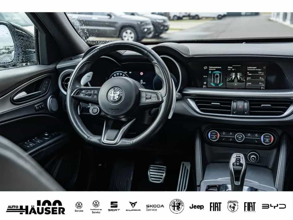 Alfa Romeo Stelvio Veloce 2.2 Diesel AT8 Q4 PANO AHK HARMAN 11/2023-photo-17