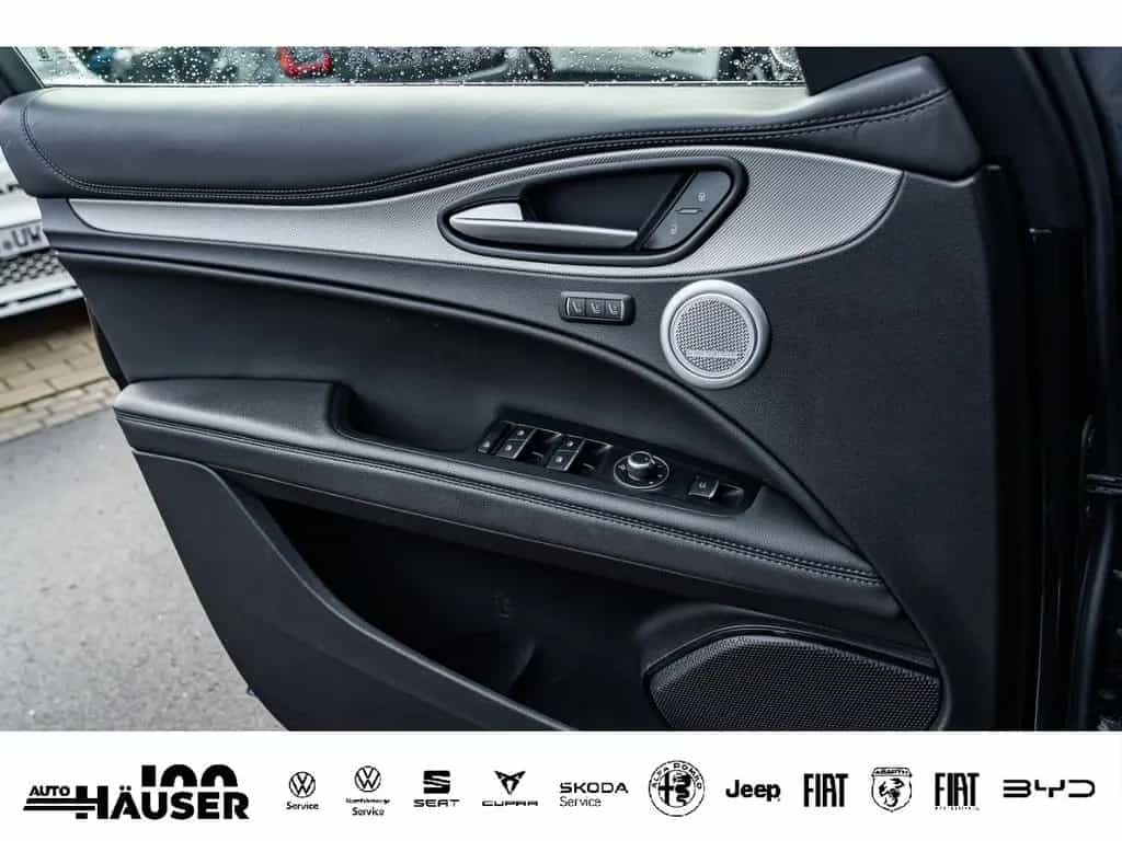 Alfa Romeo Stelvio Veloce 2.2 Diesel AT8 Q4 PANO AHK HARMAN 11/2023-photo-20