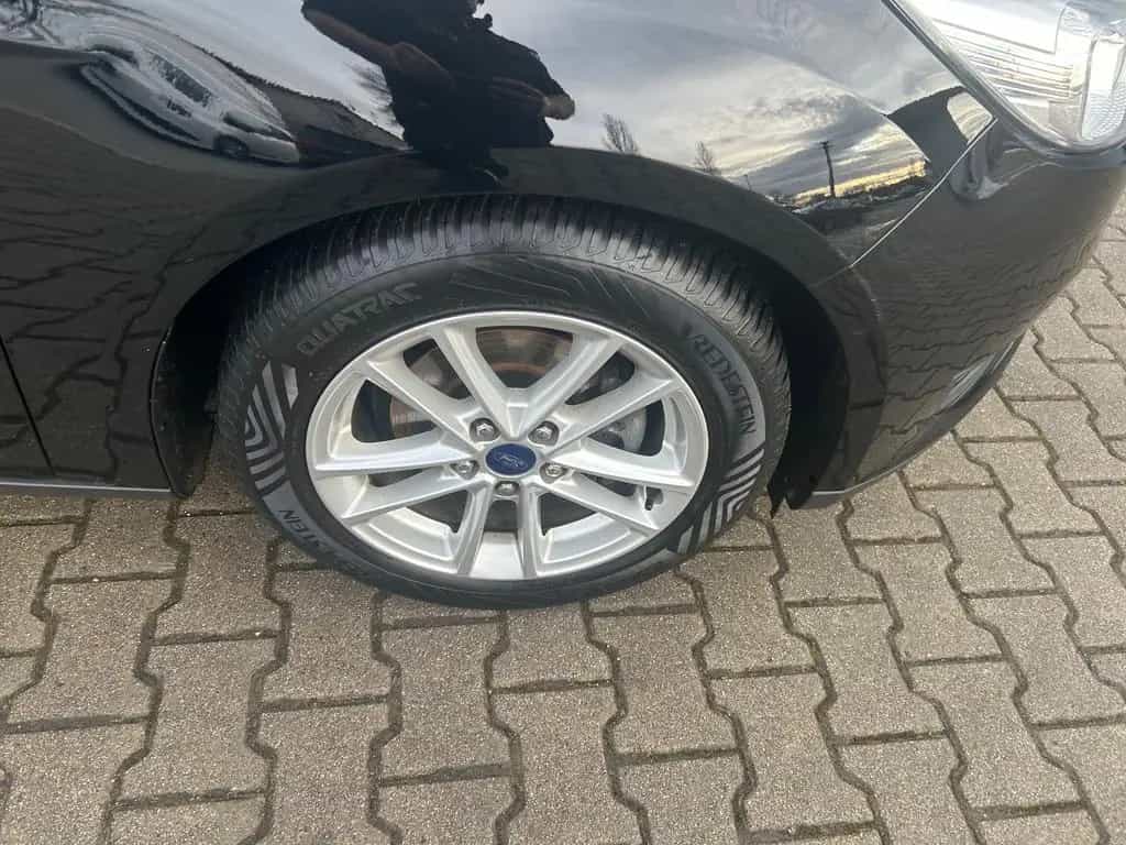 Ford Focus Turnier Business 08/2016-photo-25