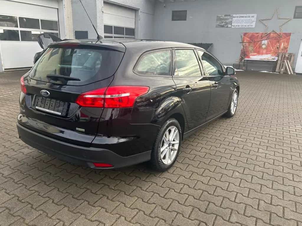 Ford Focus Turnier Business 08/2016-photo-5