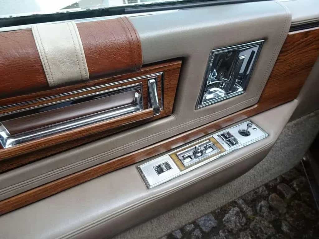 Cadillac Eldorado 4.1 101kW AUTOMATIK-LEDER-KLIMA-H KENNZ 07/1985-photo-11