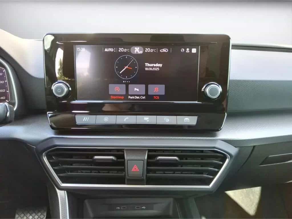 Seat Leon 1.5 Style DSG eTSI Apple CarPlay Klimaautom 04/2024-photo-10