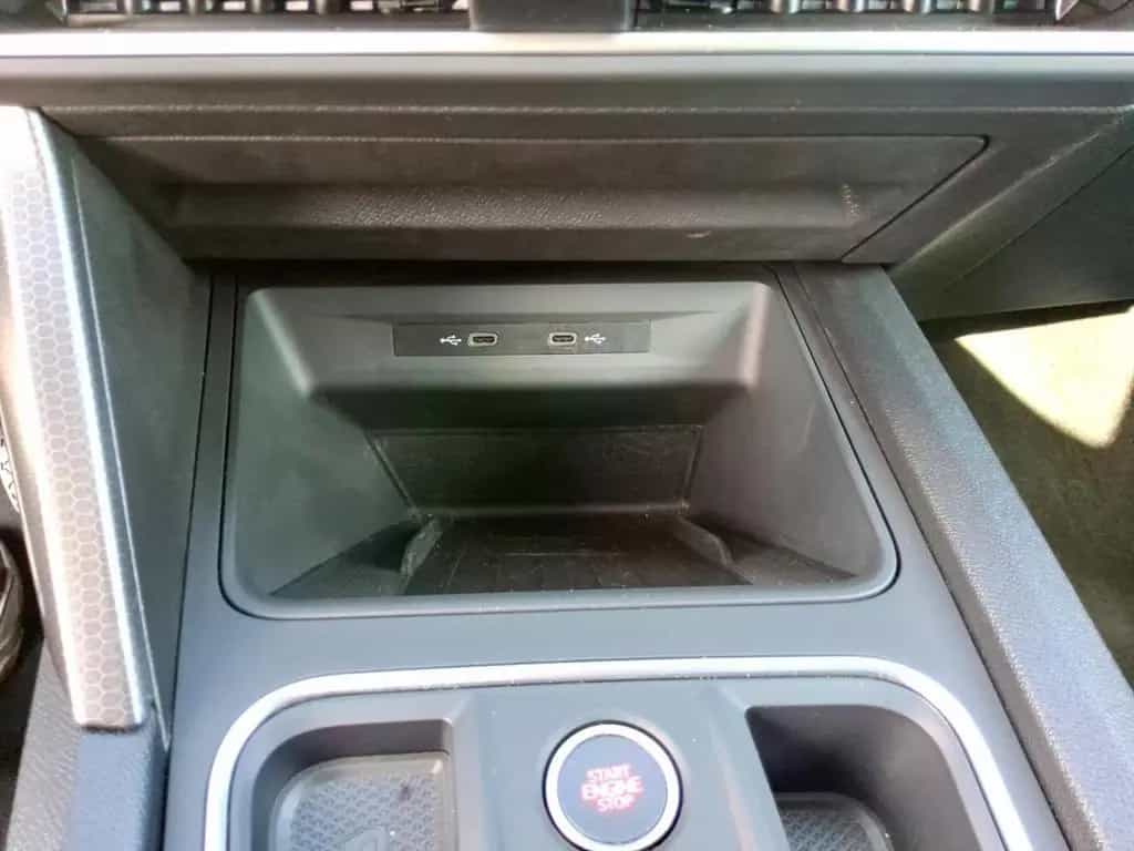 Seat Leon 1.5 Style DSG eTSI Apple CarPlay Klimaautom 04/2024-photo-23