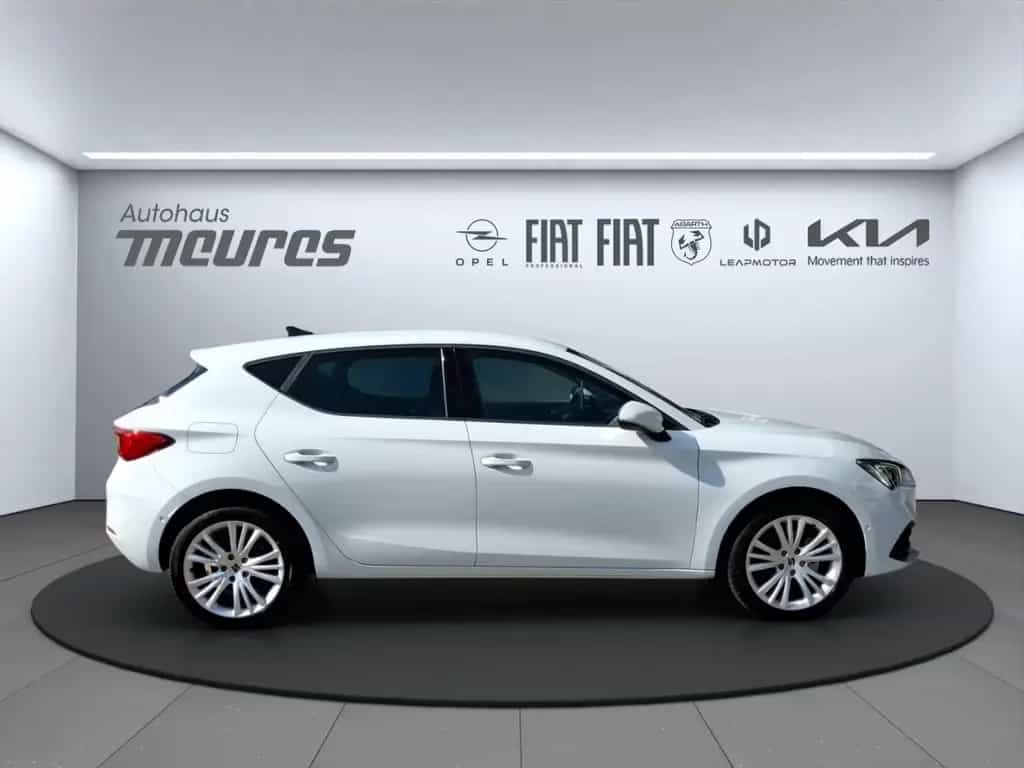 Seat Leon 1.5 Style DSG eTSI Apple CarPlay Klimaautom 04/2024-photo-4