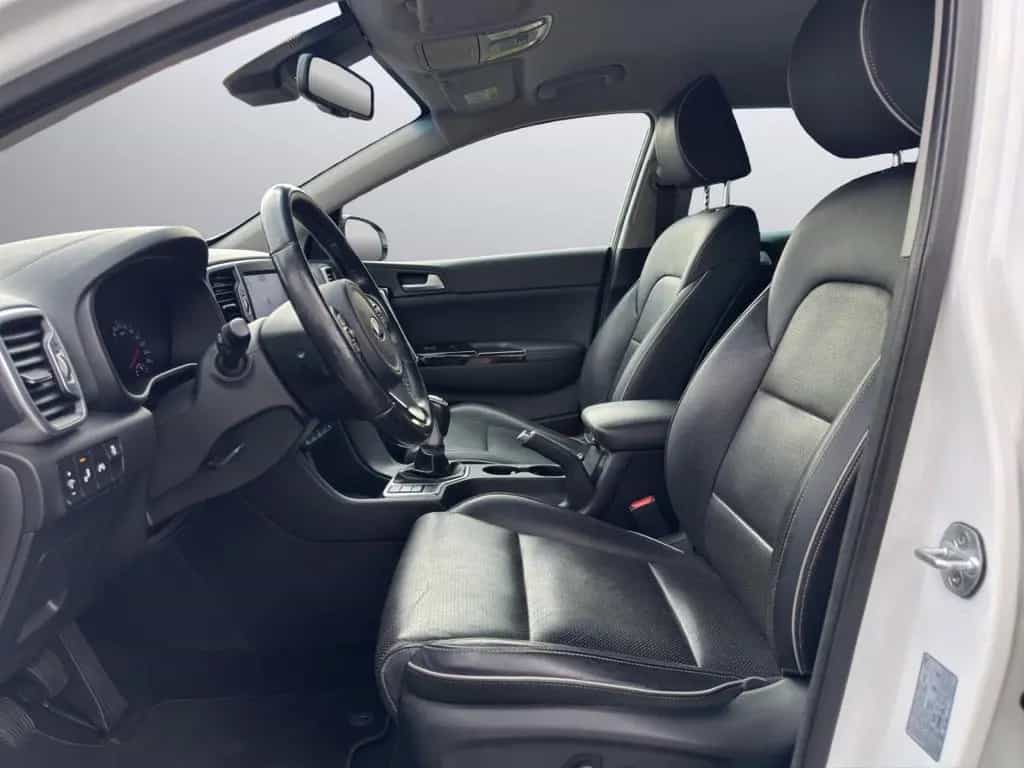 Kia Sportage Spirit 1.6 GDI Navi e-Sitze El. Heckkla 04/2018-photo-17