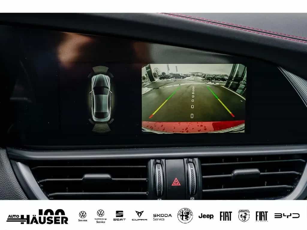 Alfa Romeo Giulia Competizione 2.0 Turbo AT8 Q4 HARMAN-KARD 02/2024-photo-21
