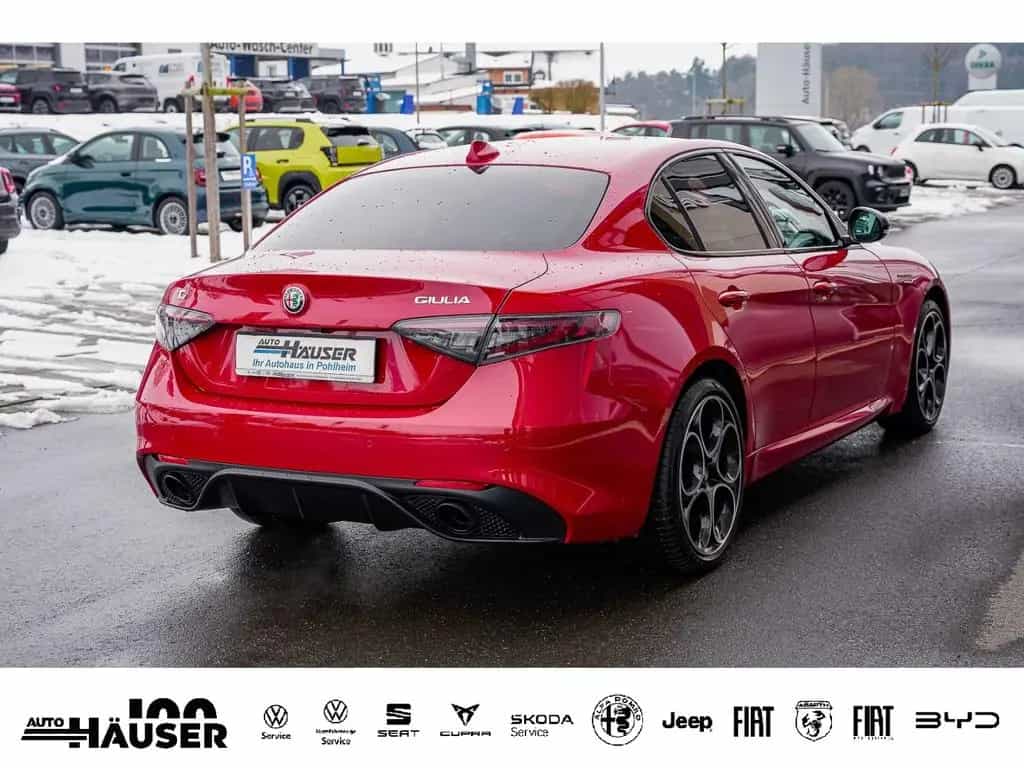 Alfa Romeo Giulia Competizione 2.0 Turbo AT8 Q4 HARMAN-KARD 02/2024-photo-4