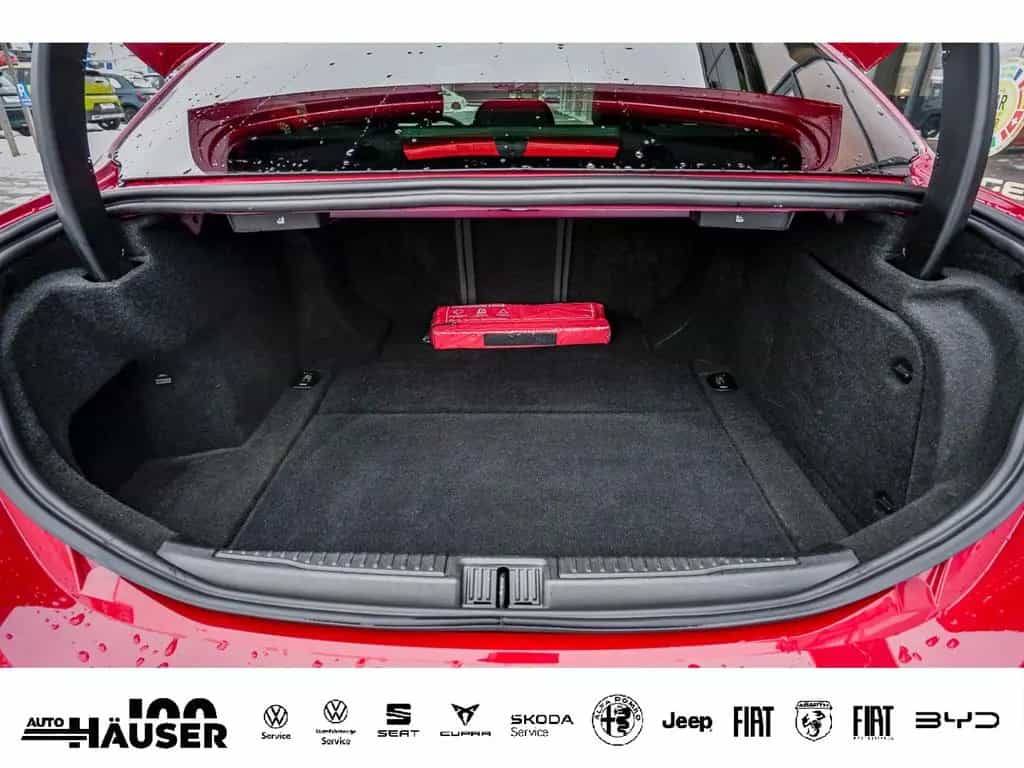 Alfa Romeo Giulia Competizione 2.0 Turbo AT8 Q4 HARMAN-KARD 02/2024-photo-8