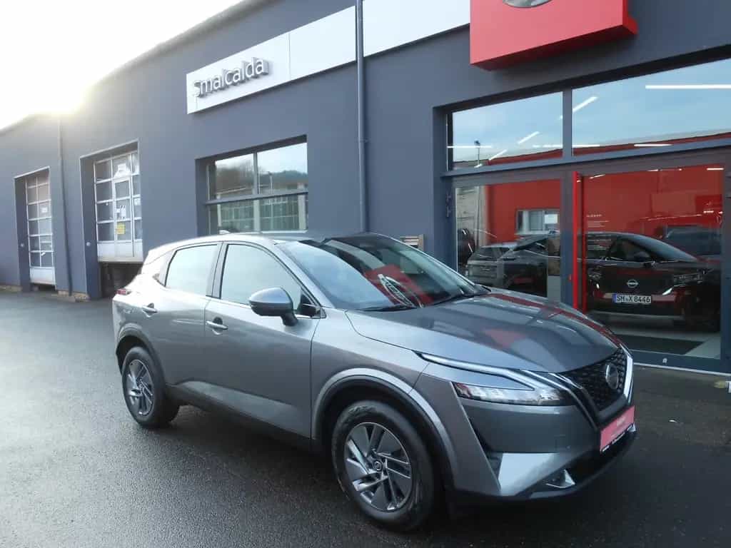 Nissan Qashqai Acenta*WINTERPAKET*NAVI*WINTERRÄDER 11/2021-photo-0